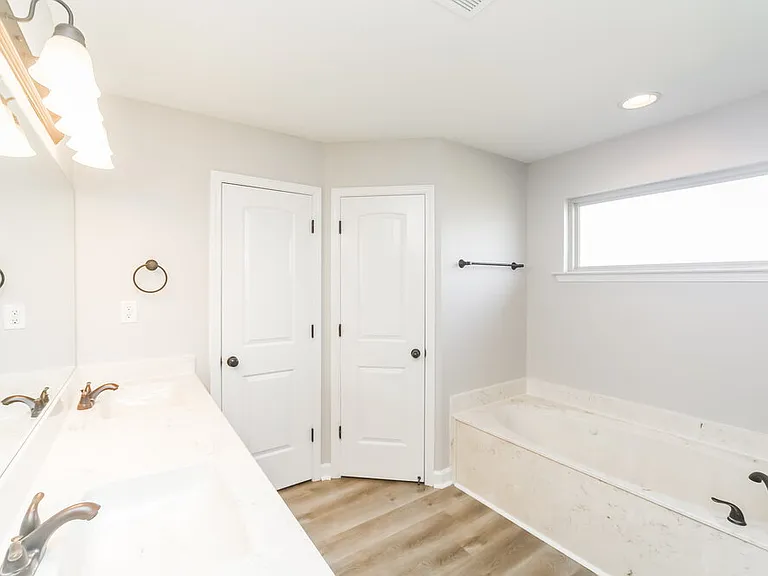 7898 Ironwood Dr — Photo 12