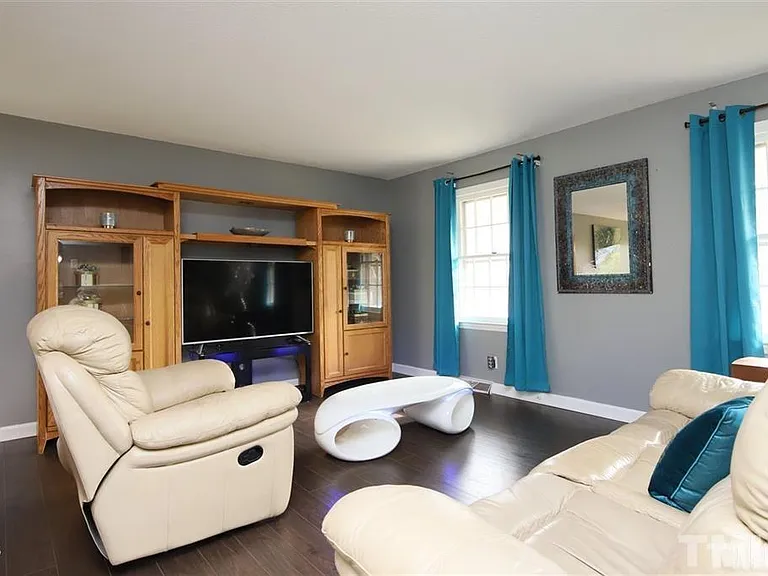 2518 W Wilson St — Photo 7