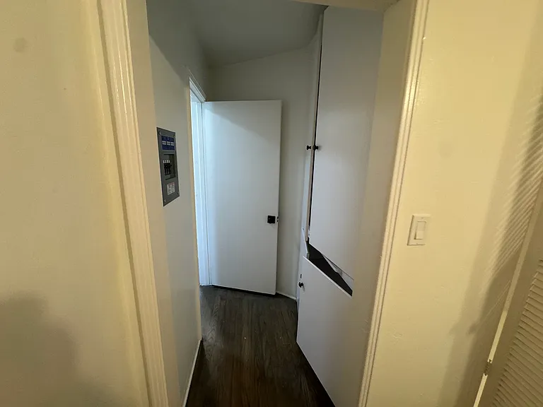 70 Glendora Ave #11 — Photo 16