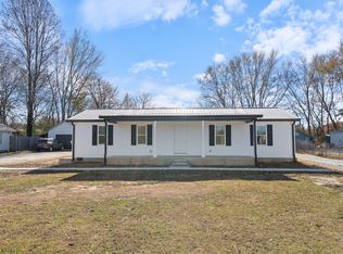 654 Main St W, Hohenwald, TN 38462