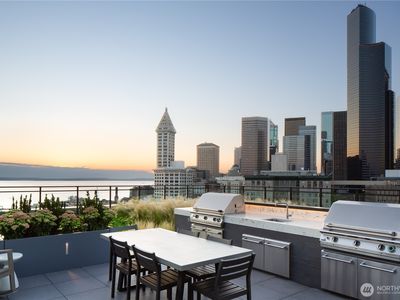 450 S Main St #303, Seattle, WA, 98104