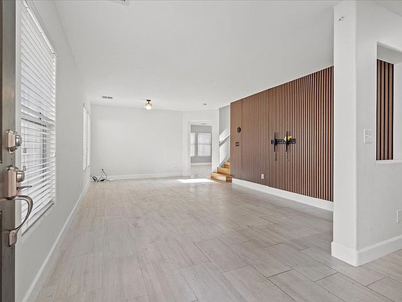 3rd image of 3157 Manti Peak Ave