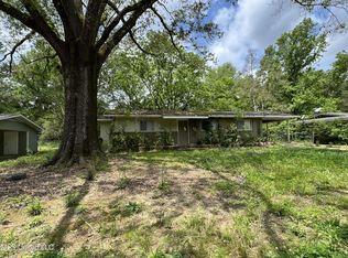 2935 Lakewood Dr, Jackson, MS 39212