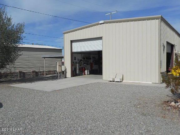 2nd image of 448 N Emerald Ave