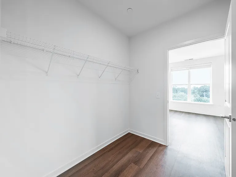 HQ Residences Apartments — Photo 8