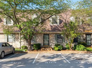304 Deerpoint Dr, Hendersonville, TN 37075