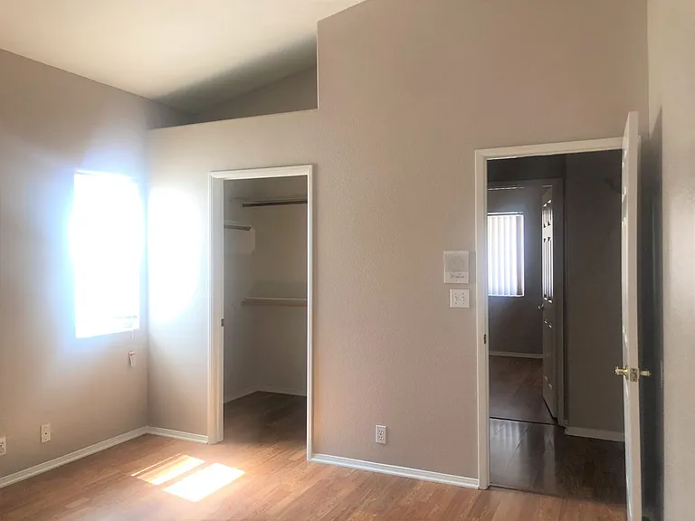 20808 Village Pkwy — Photo 16
