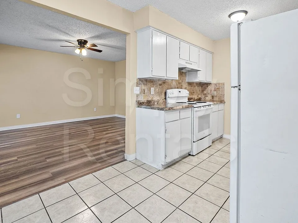 202 Park Cir