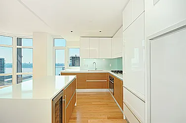 Rented by Adriana Arciello, LREB