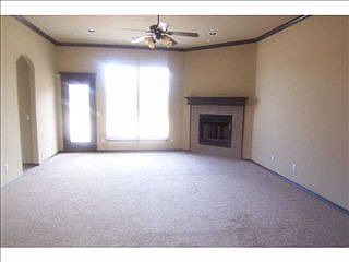 5th image of 833 Lost Oak Dr