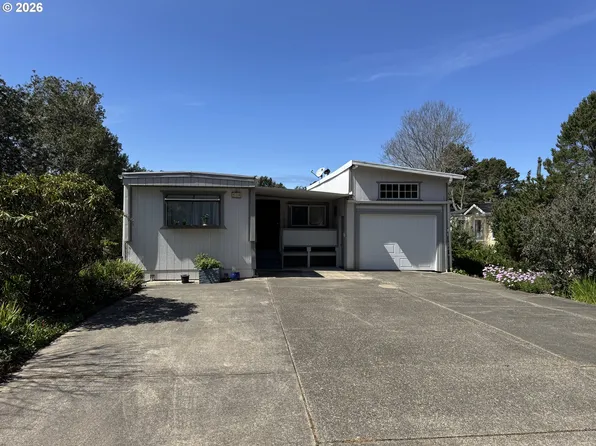 1600 Rhododendron Dr Space 218, Florence, OR 97439