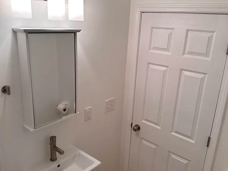 1516 E Cummins Ave — Photo 9
