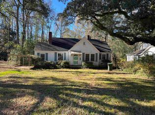 114 Cooper St, Kingstree, SC 29556