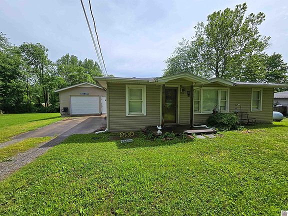 2nd image of 1140 Throgmorton Rd