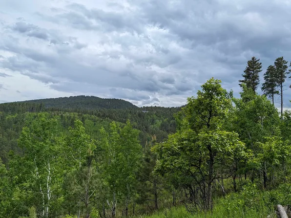 3205 Maitland Rd, Spearfish, SD 57783