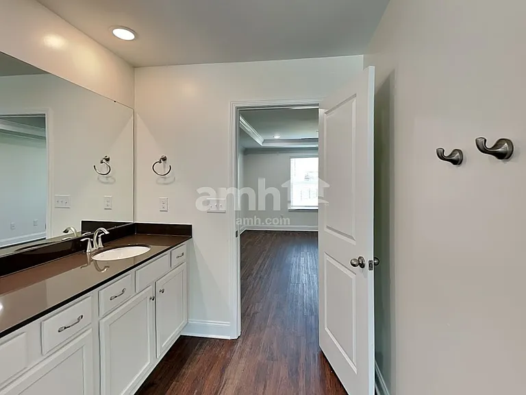 13009 Redwind Dr — Photo 17