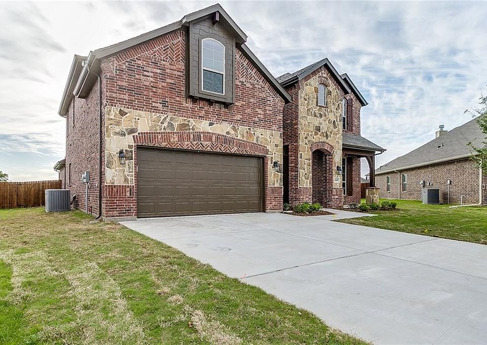 1st image of 1619 Fraser Dr