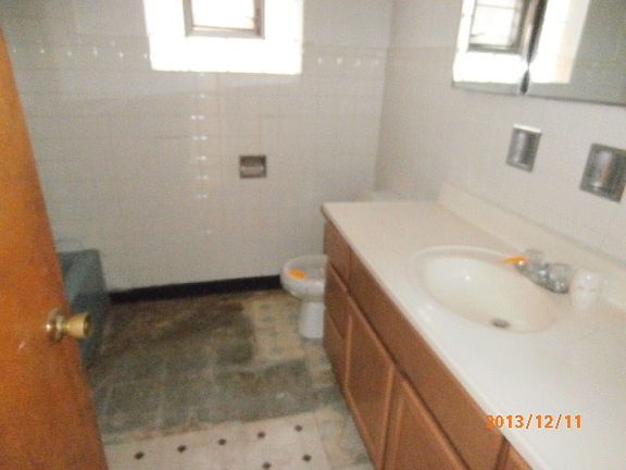 5th image of 1555 N 43rd Ave