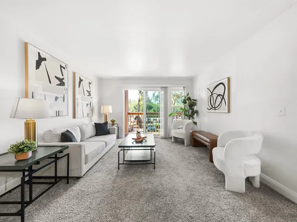 5922 Rancho Mission Rd Unit 74, San Diego, CA 92108