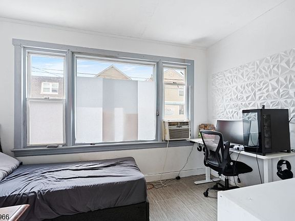 3rd image of 44 Paterson Ave