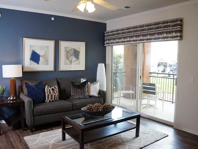 Stone Canyon Apartments — Photo 19