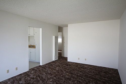 3rd image of 2626 Strathmore Ave