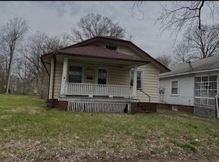 853 N College St, Decatur, IL 62522