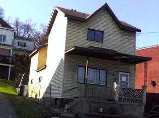 425 Island Ave, Mc Kees Rocks, PA 15136