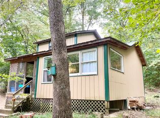 16997 Olive Rd, Fayetteville, AR 72701