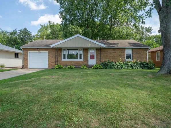 4210 S Baker Ln, Bartonville, IL 61607