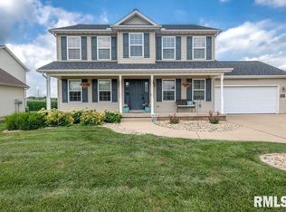 1403 Santa Fe Rd, Washington, IL 61571