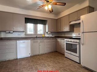 1122 W 7th Ave, Oshkosh, WI 54902