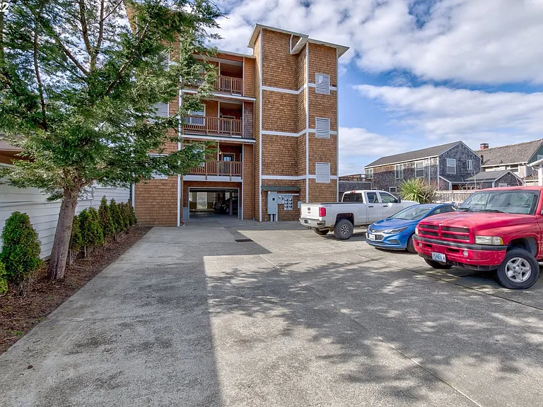 224 N Holladay Dr #201 — Photo 33