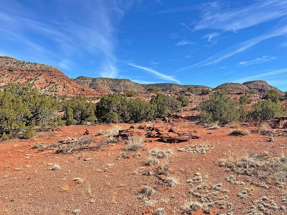 1st image of 15 Camino Amarillo