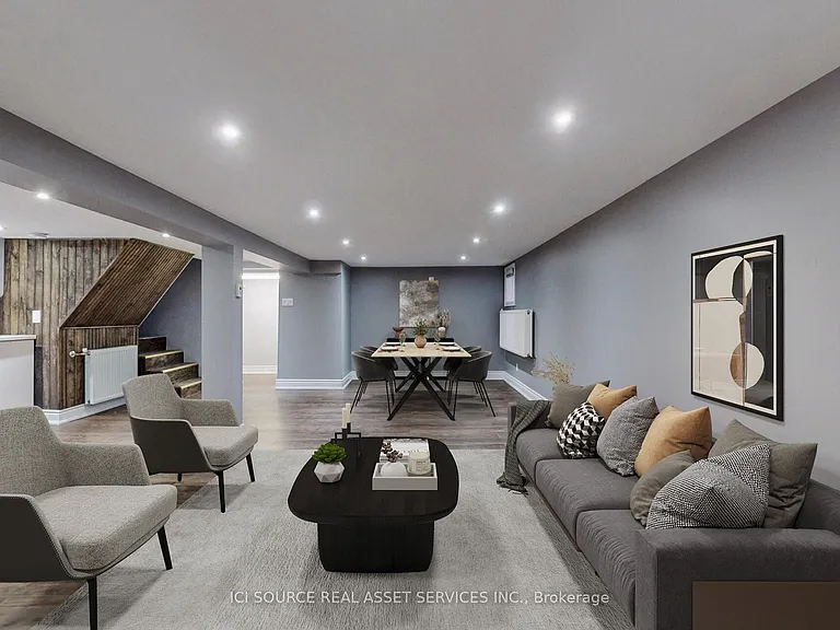 8 Davies Cres #LOWER — Photo 2