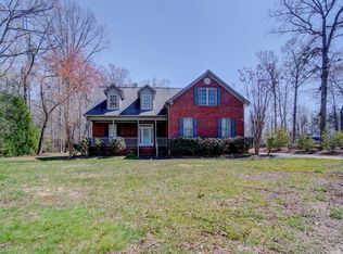 247 Hunters Pointe Dr, Spartanburg, SC 29303