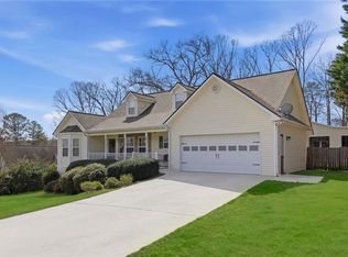 216 Forest Cove Ct, Dawsonville, GA 30534