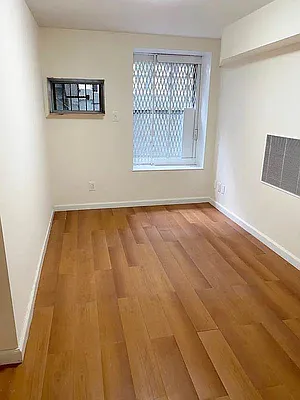 Rented by Waverly Realty Associates | media 5