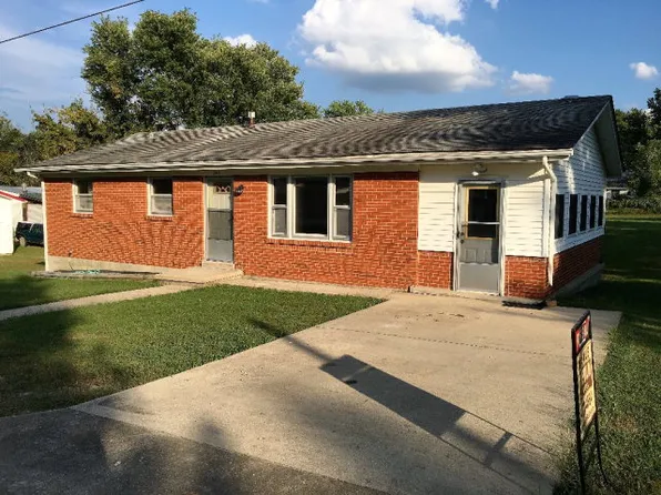 140 Sparks Ave, Irvine, KY 40336