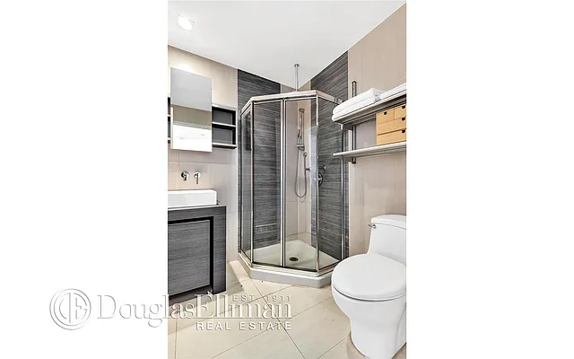 Sold by Douglas Elliman | media 14