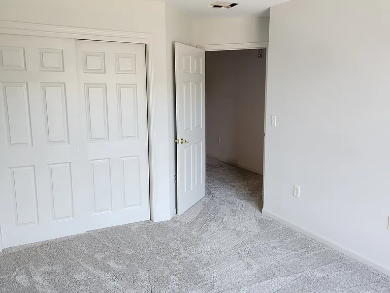 7 Bryce Ln #7 — Photo 12