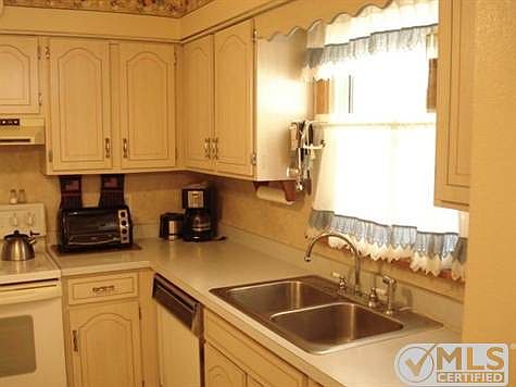 2nd image of 703 Brentwood Ave