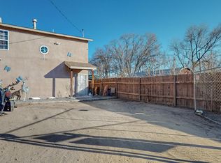 1511 Larkin Ln SW, Albuquerque, NM 87105