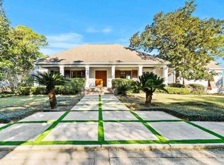 11941 Fort Morgan Rd, Gulf Shores, AL 36542