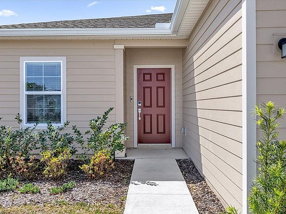 4th image of 4721 SW 83rd Loop
