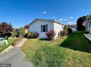 203 Longwood Ct W, Lancaster, PA