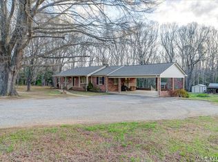 3596 Blackridge Rd, La Crosse, VA 23950