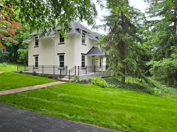 1300 Grantley Rd, York, PA 17403