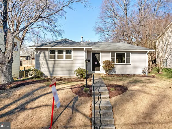 3919 Halsey St, Kensington, MD 20895