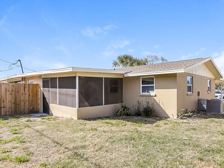 432 Briarwood Rd — Photo 16